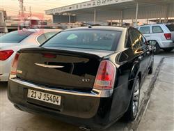 کرایسلەر 300